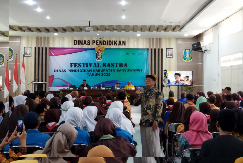 Lewat Festival Sastra, Dispendik Banyuwangi Jaring Bibit Sastrawan Muda Potensial
