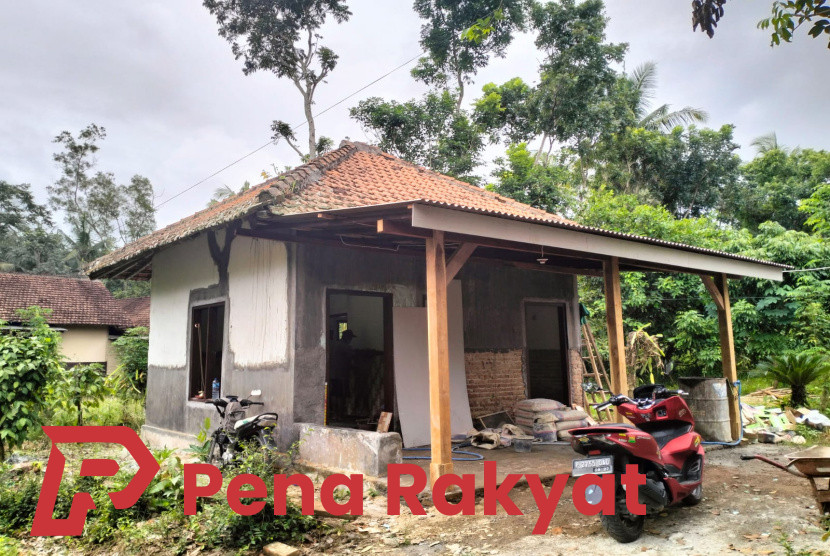 Warga Bahagia Tempat Ibadah di Bugar Oleh PT BSI