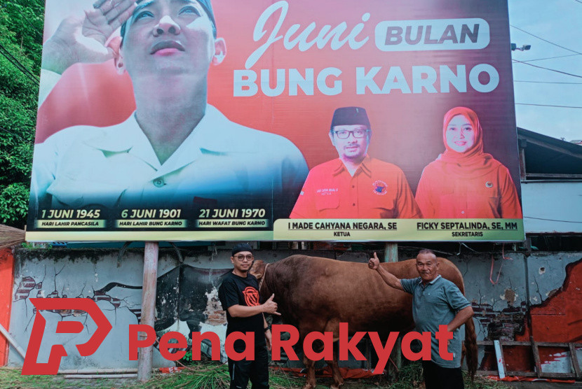 Sonny T Danaparamita Bagi Kebahagiaan: 9 Hewan Kurban untuk Konstituen Dapil Jatim III