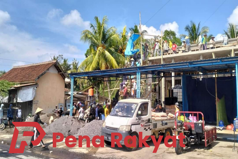Wujud Kebersamaan PT BSI dan Masyarakat Kompak Bangun Mushola Muta