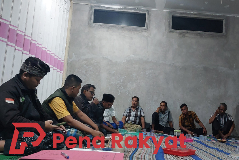Polemik Surat Pengunduran Diri Sekdes, Ketua RT dan RW Desa Gambiran Kompak Bakal Mundur