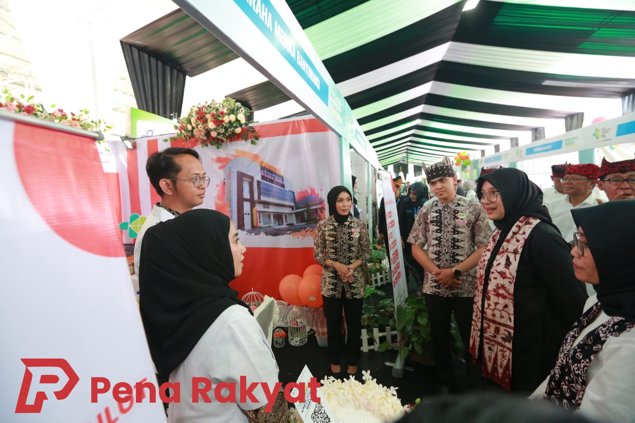 Talkshow Kesehatan, Pengobatan Gratis, dan Pawai Hidup Sehat dalam Peringatan HKN di Banyuwangi